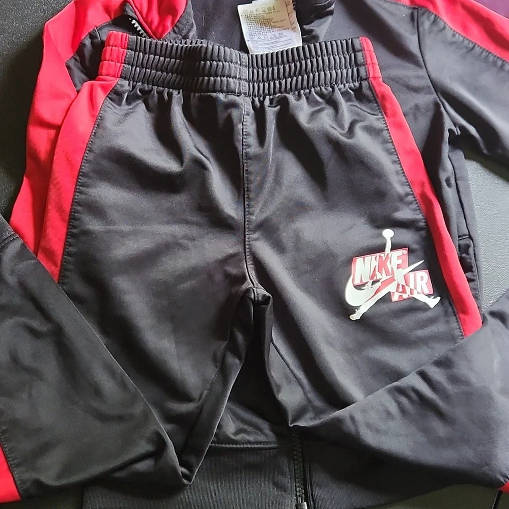 Jordan Track Suit - Picture 5 of 8